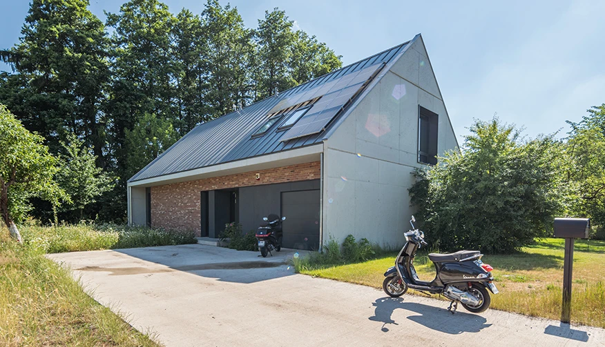 dzc-0193-dom-z-dachem-dwuspadowym-