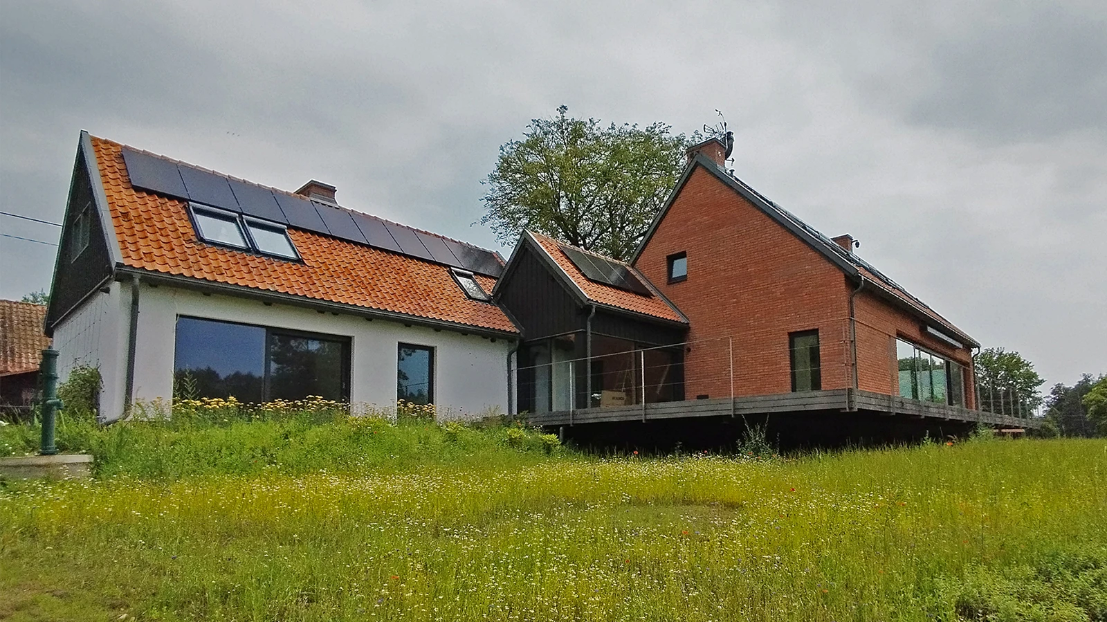 dzc-0835-dom-w-szerokim-borze-