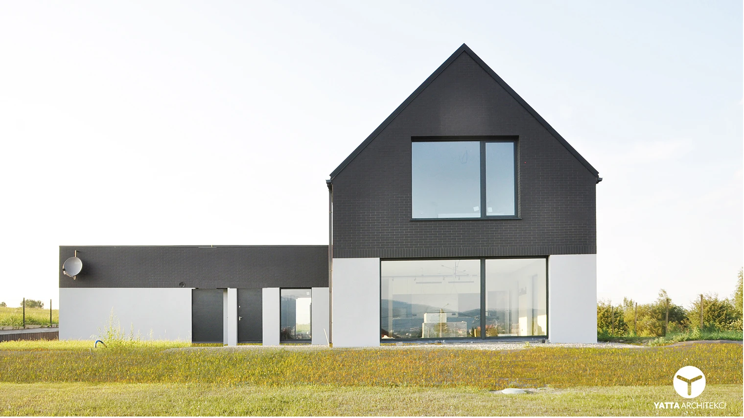 dzc-0418-dom-z-widokiem-na-beskidy-1