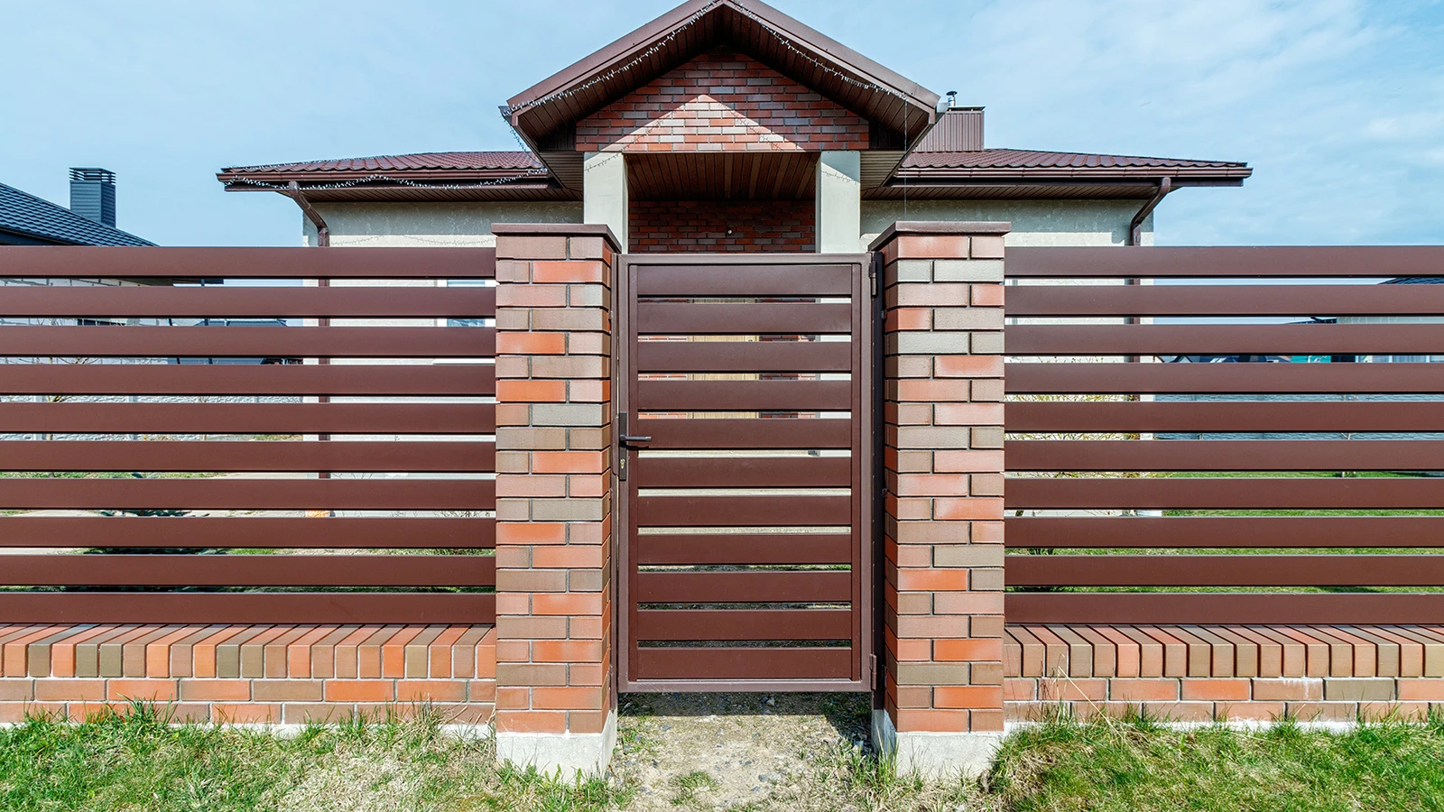 ogrodzenie-z-klinkieru-konstrukcja