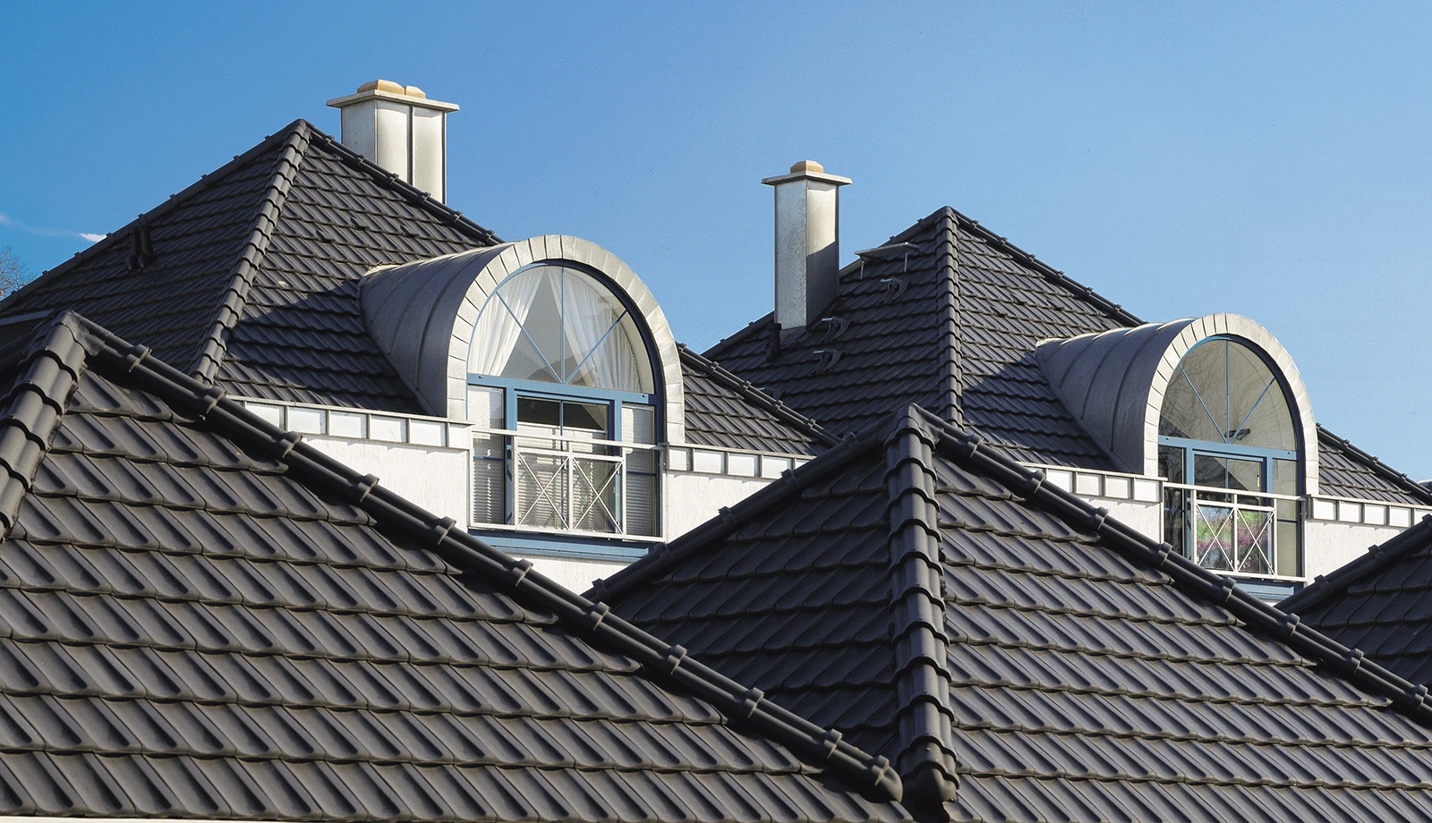 przewaga-dachowek-ceramicznych-nad-betonowymi-3