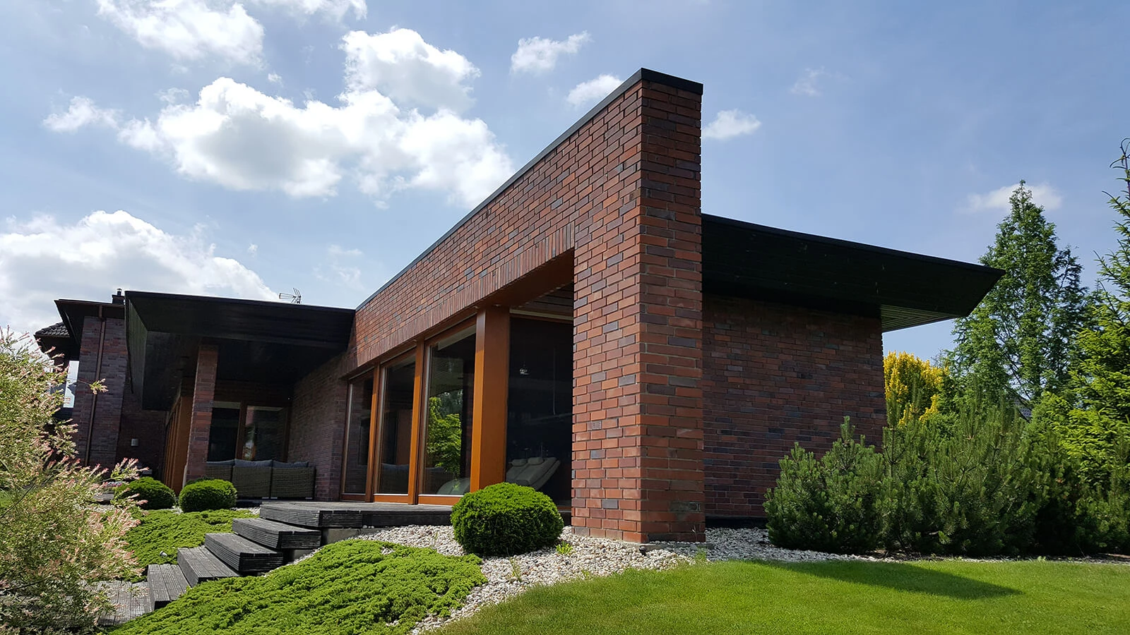 dzc-0300-stary-dom-01