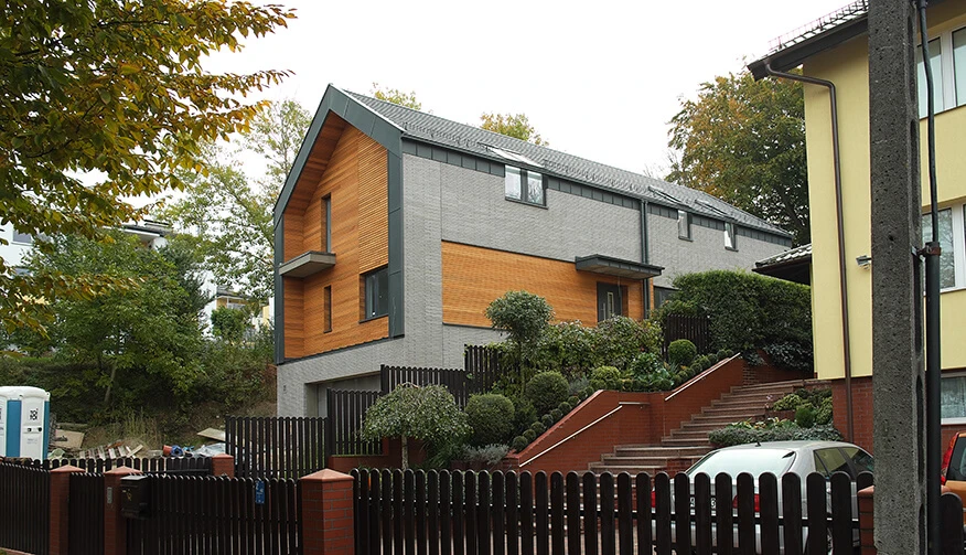 dzc-0332-dom-w-gdyni-