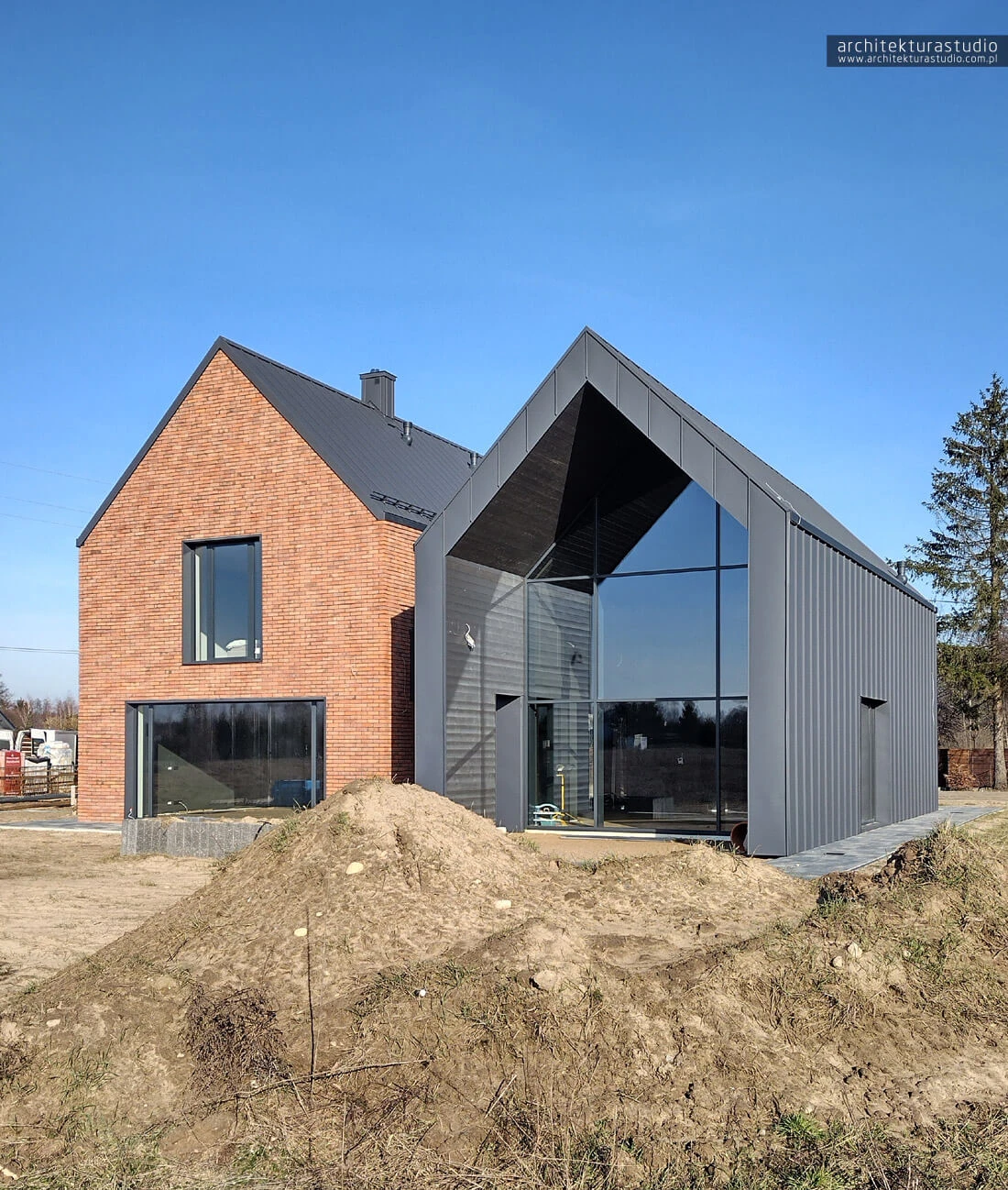 dzc-0770-dom-podwojny-03