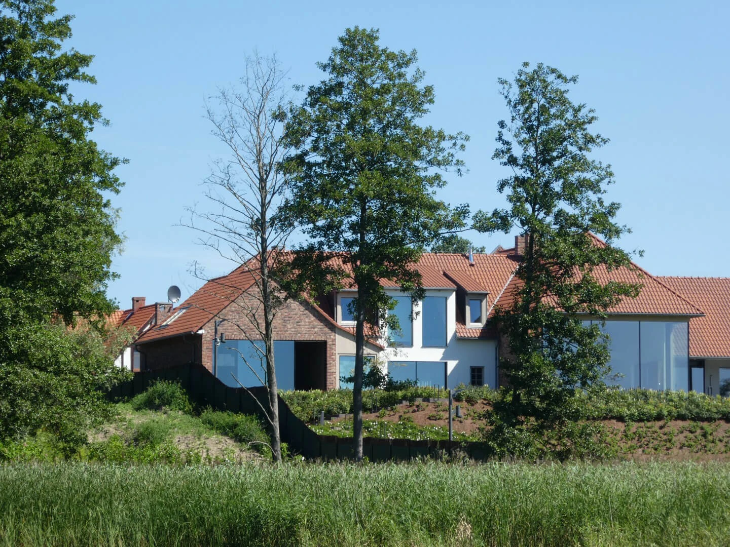 dzc-0643-dom-nad-wietrznym-jeziorem-09