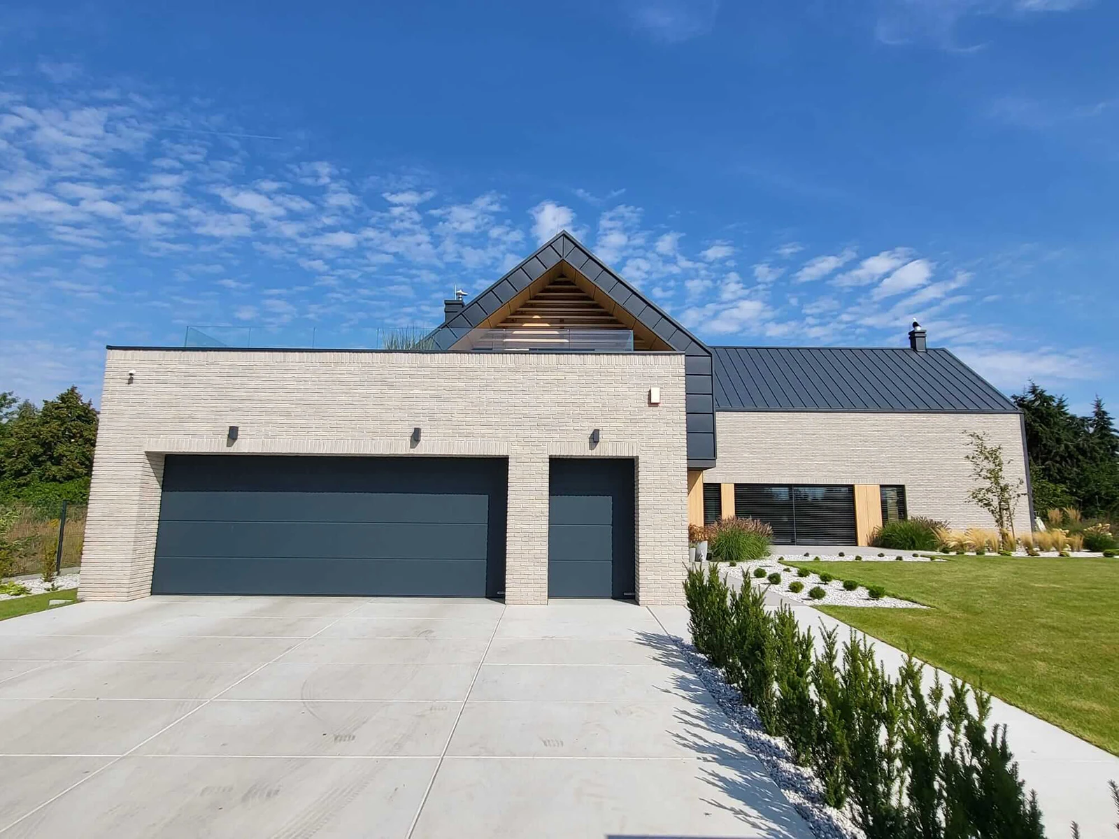 dzc-0604-budynek-mieszkalny-jednorodzinny-k-poznania-05