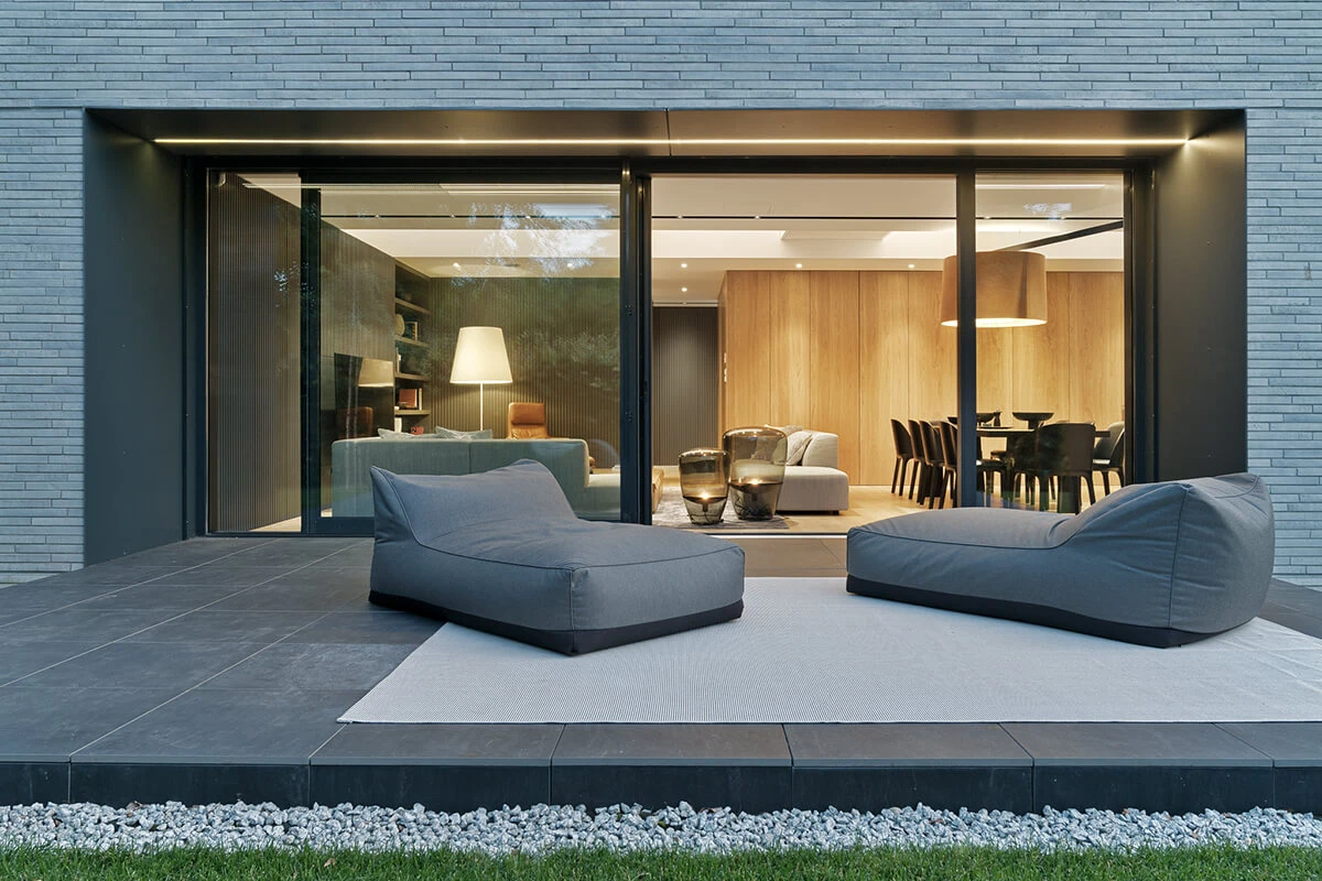 dzc-0501-dom-rozciety-10