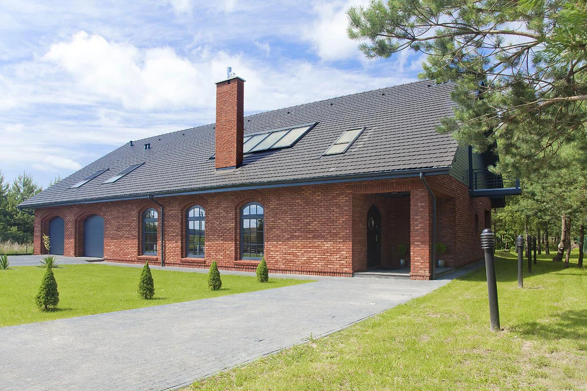 DzC0074-Dom-w-Skórce-1