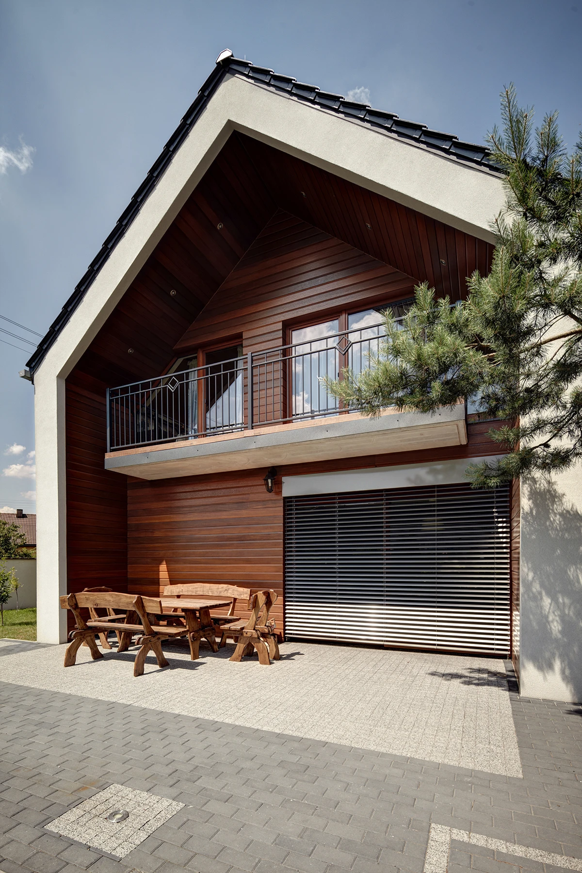 dzc-0004-dom--wokol-akwarium-04