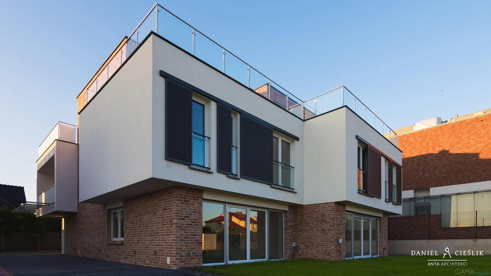 dzc-0248-cztery-domy-jednorodzinne-w-zabudowie-bliźniaczej-13