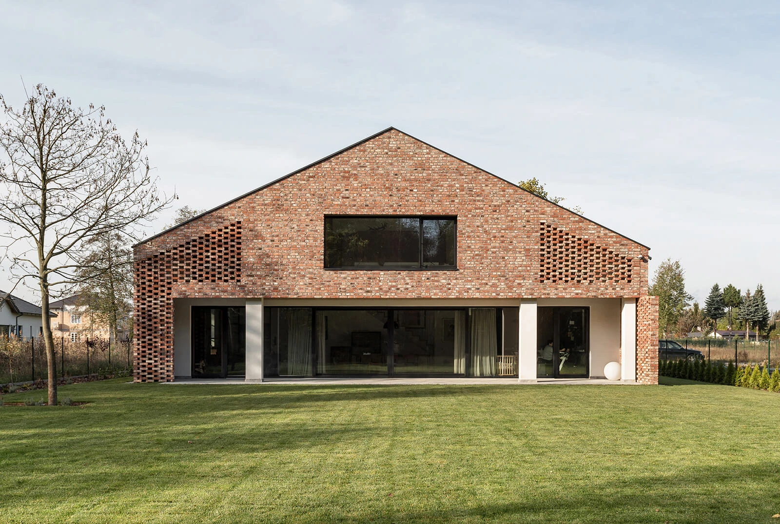 dzc-0365-dom-ze-starej-stodoly-01