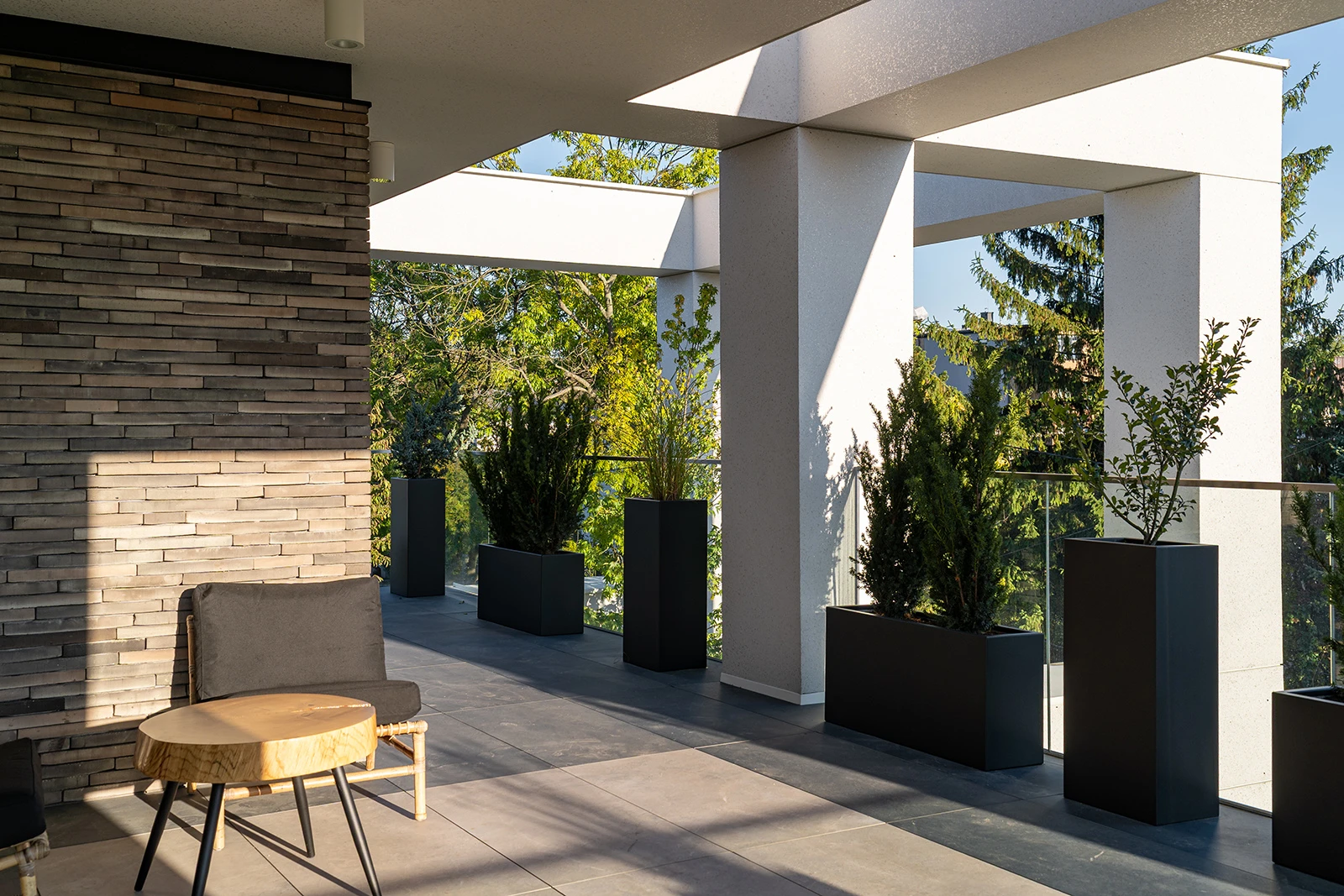 dzc-0892-dom-obramowany-23