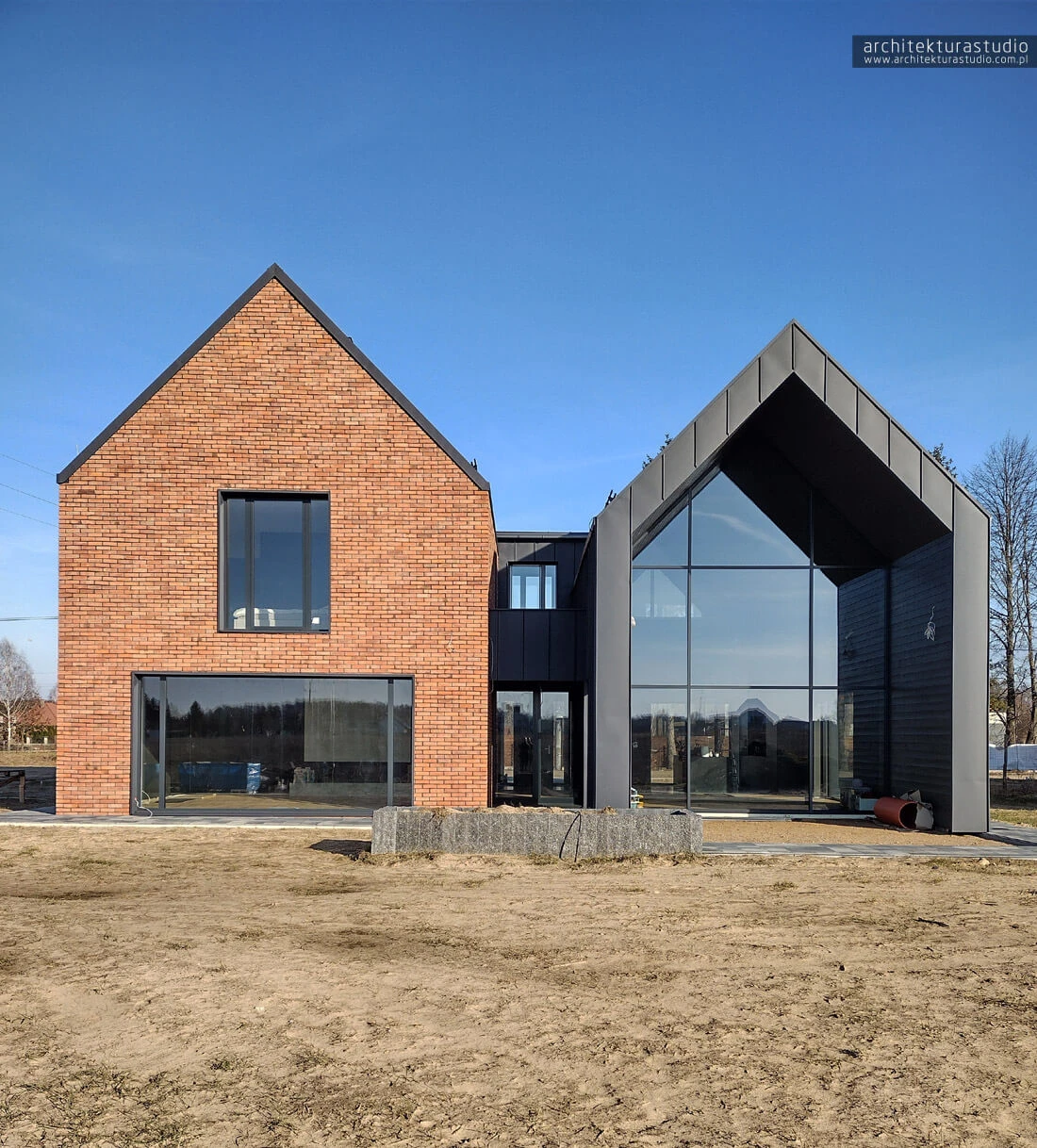 dzc-0770-dom-podwojny-02