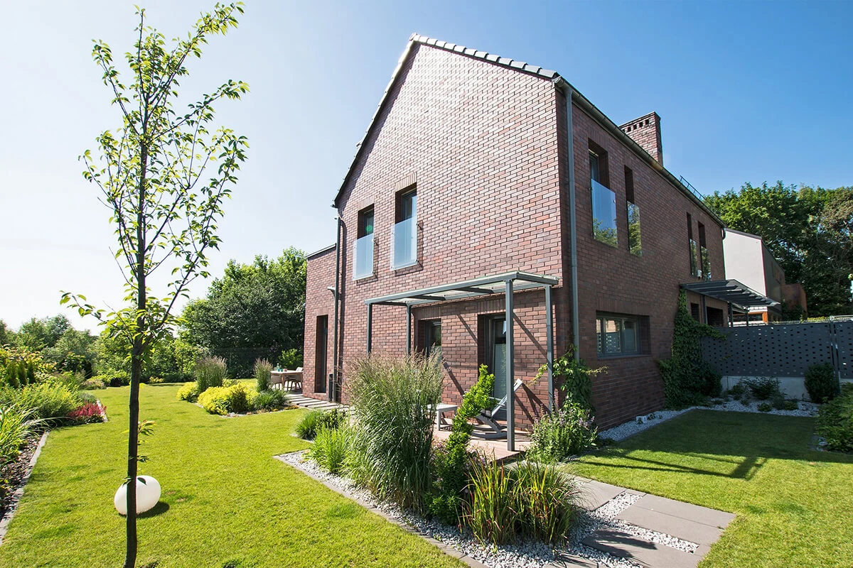 dzc-0186-ceglany-dom-jednorodzinny-w-chorzowie-02