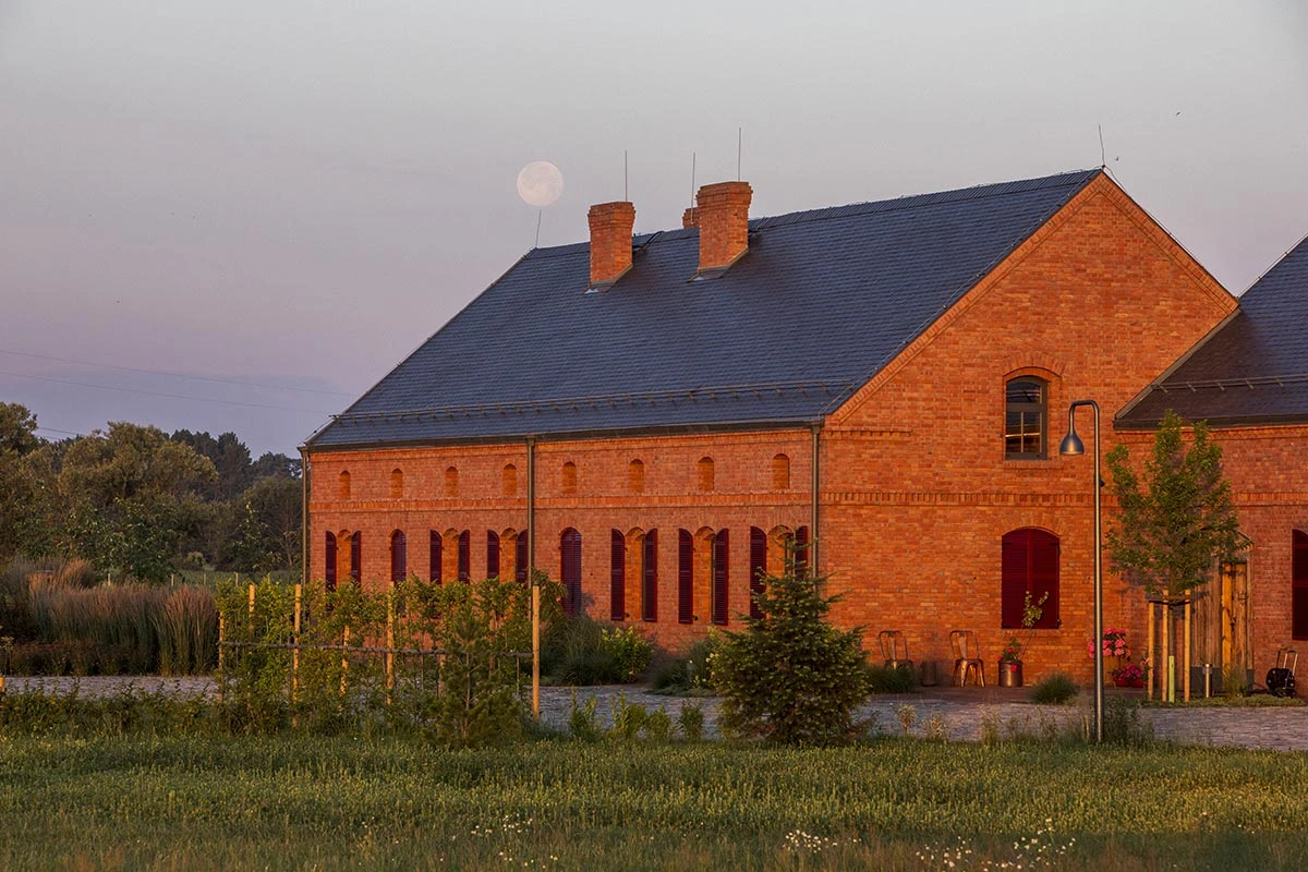 dzc-0139-nowoczesna-rezydencja-adaptowana-stodola-20