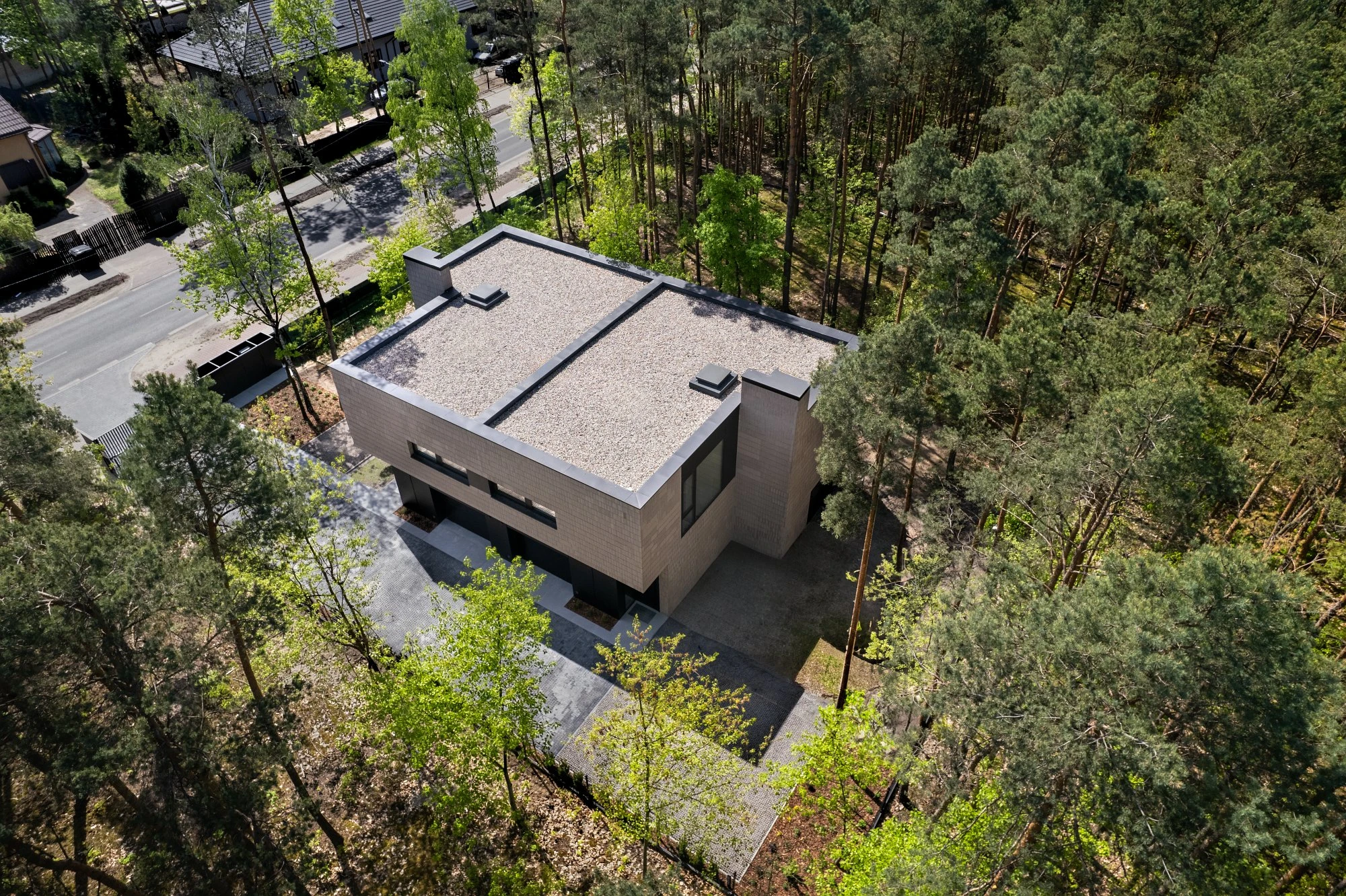 dzc-0824-gaijin-house-09