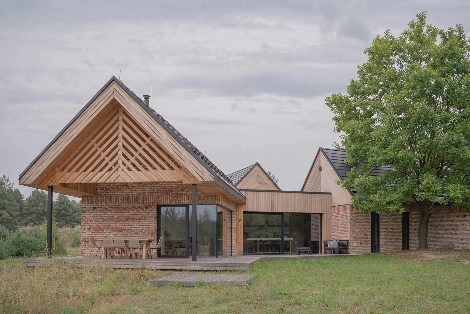 dzc-0706-zagroda-slaska-realizacja-01