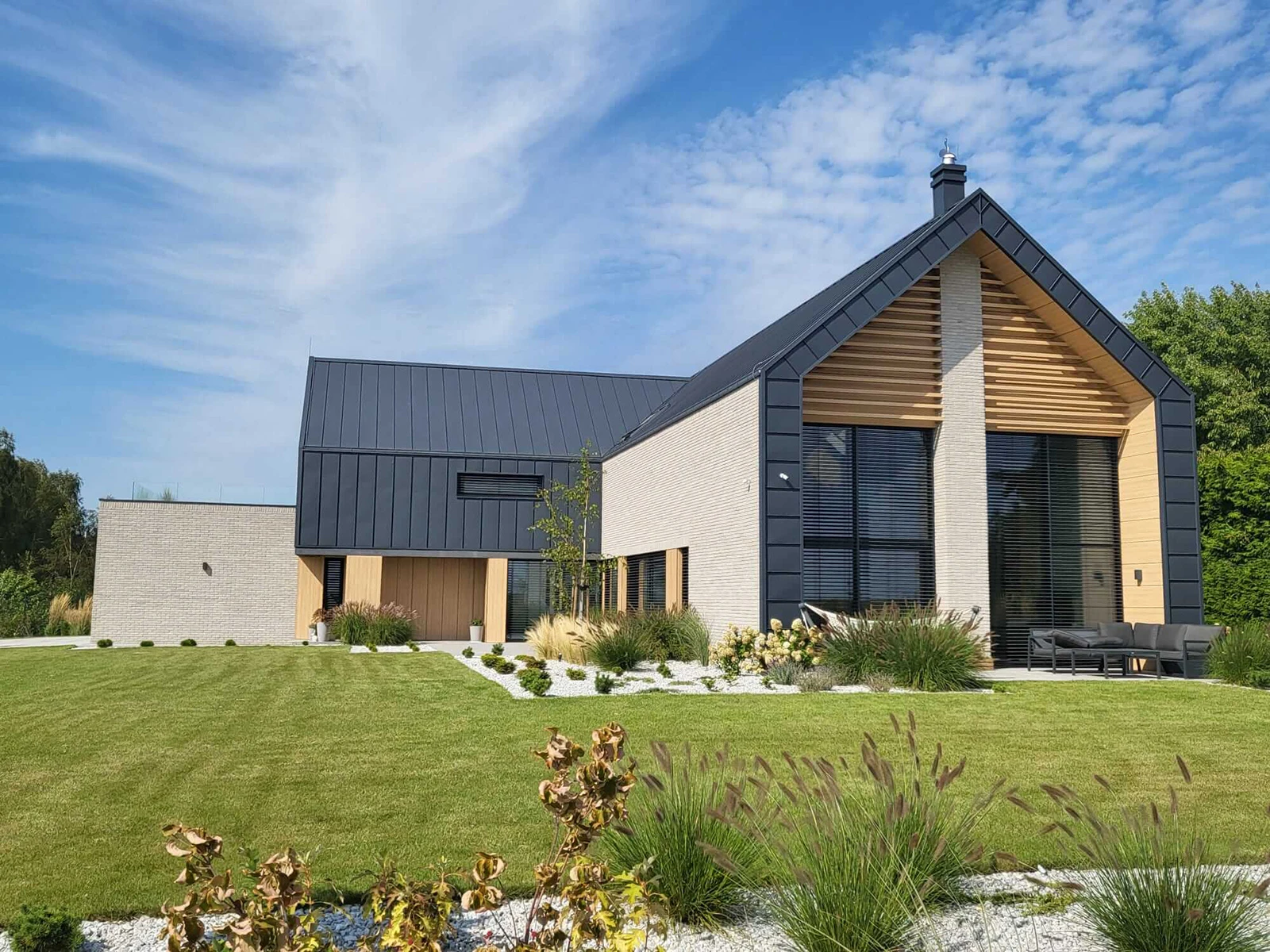 dzc-0604-budynek-mieszkalny-jednorodzinny-k-poznania-01