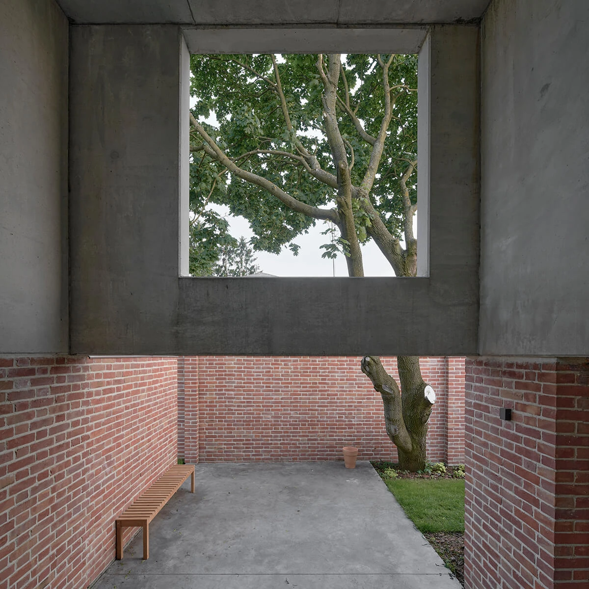 dzc-0566-dom-w-mlawie-11