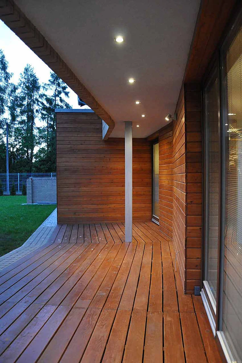 dzc-0133-tre-house-02