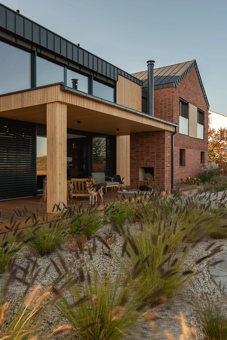 dzc-0841-bridge-house-06