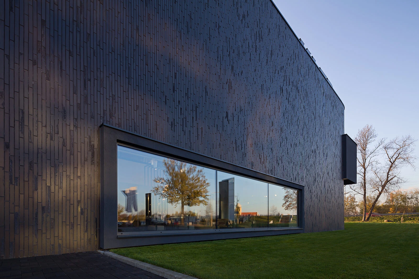 LF05-black-heart-realizacja-02-lg