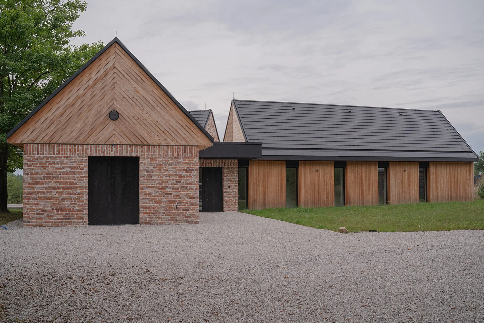 dzc-0706-zagroda-slaska-realizacja-07