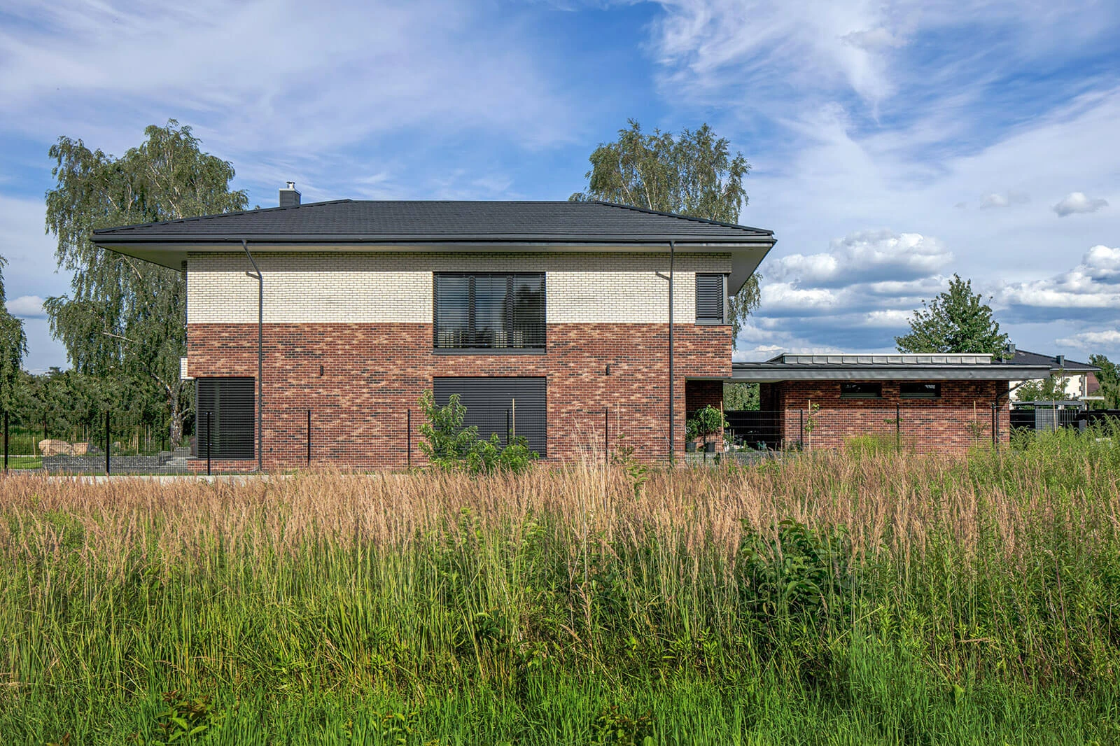 dzc-0683-dom-ceglany-01