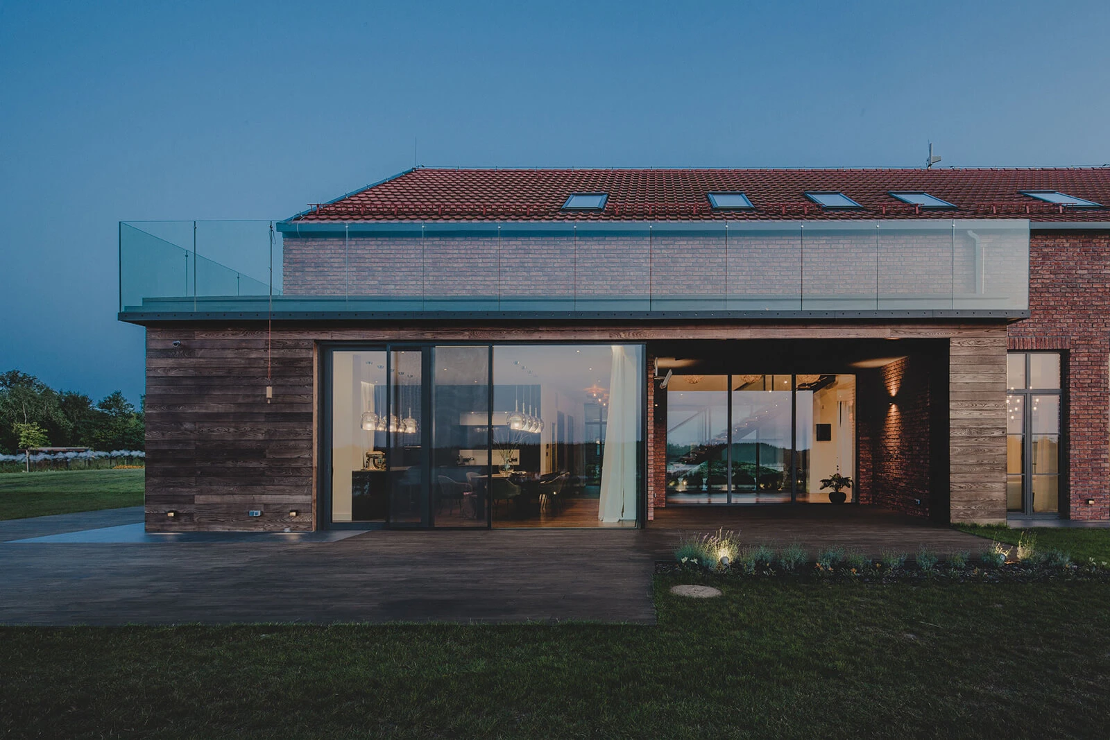 dzc-0449-dom-na-mazurach-02