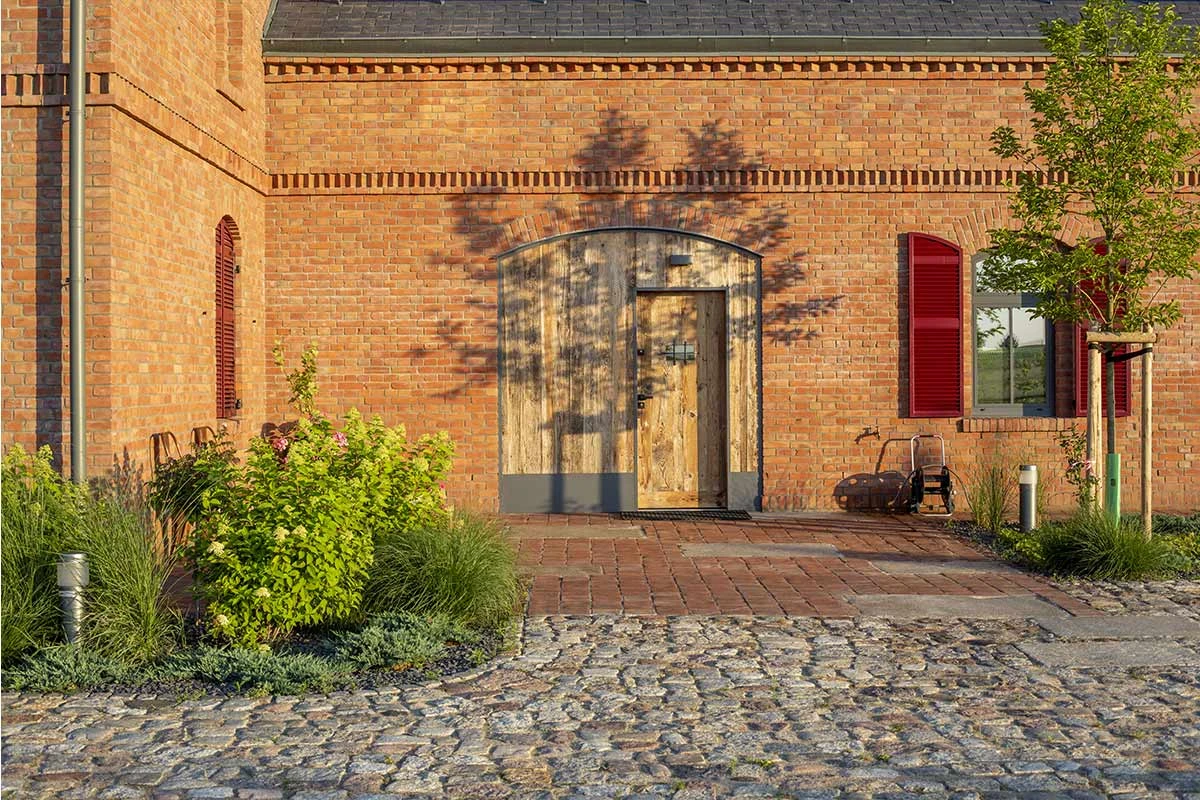 dzc-0139-nowoczesna-rezydencja-adaptowana-stodola-24