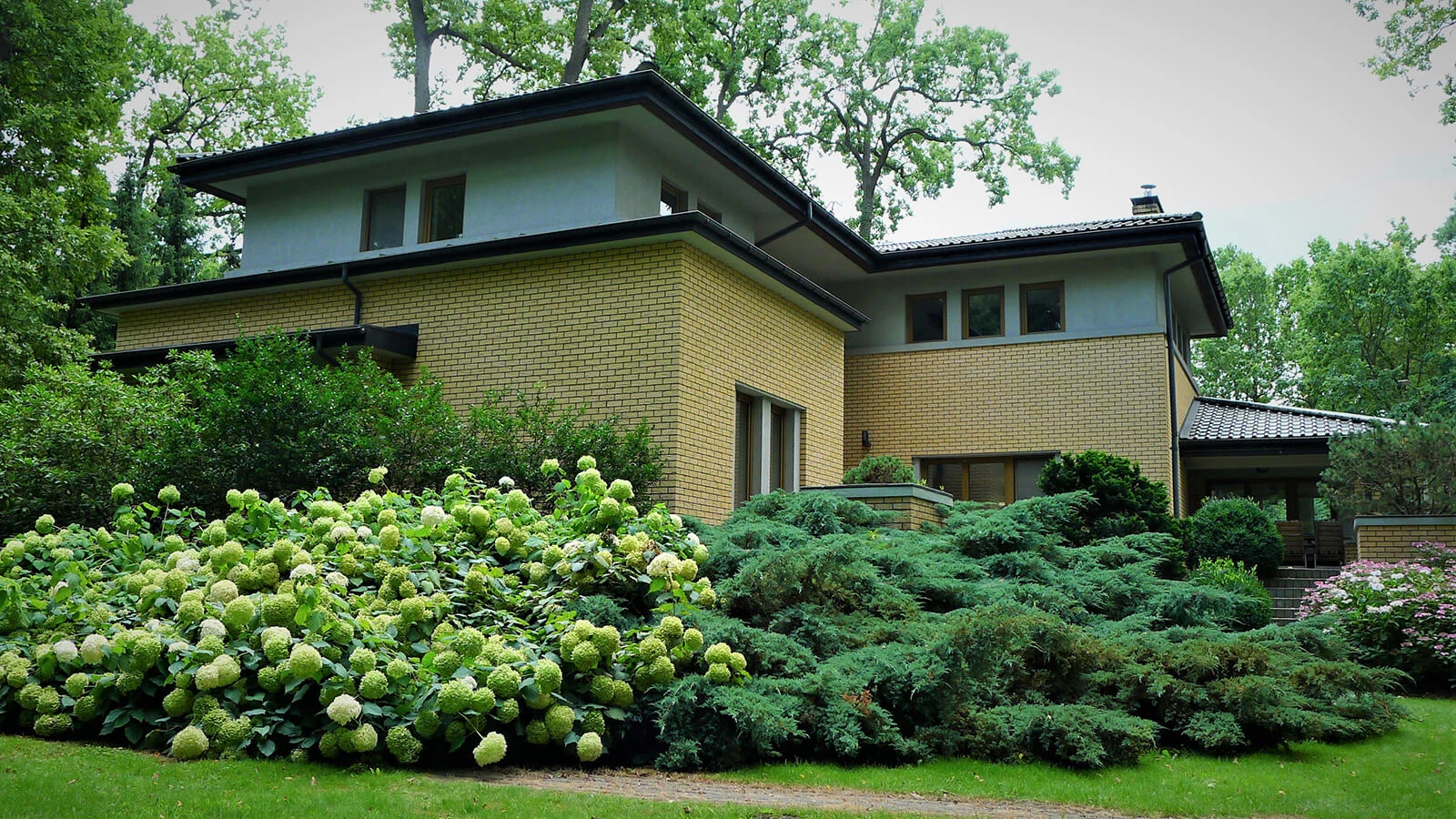 dzc-0292-willa-pod-warszawa-01