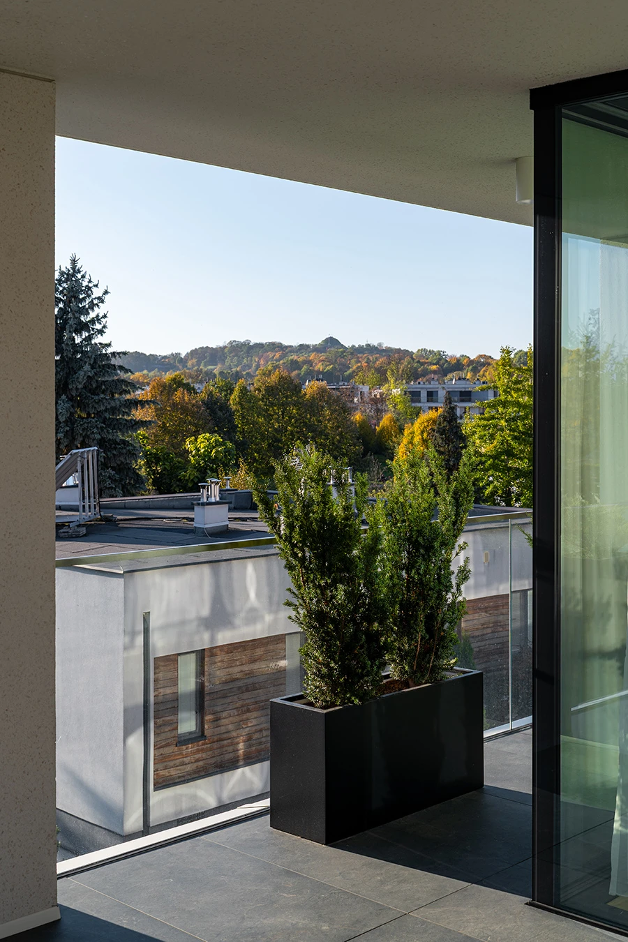 dzc-0892-dom-obramowany-19