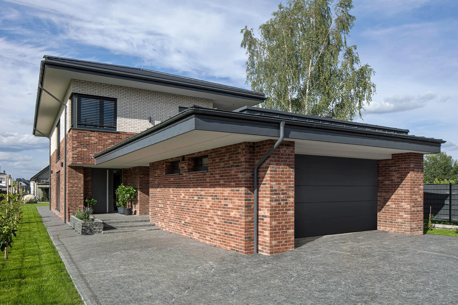 dzc-0683-dom-ceglany-03