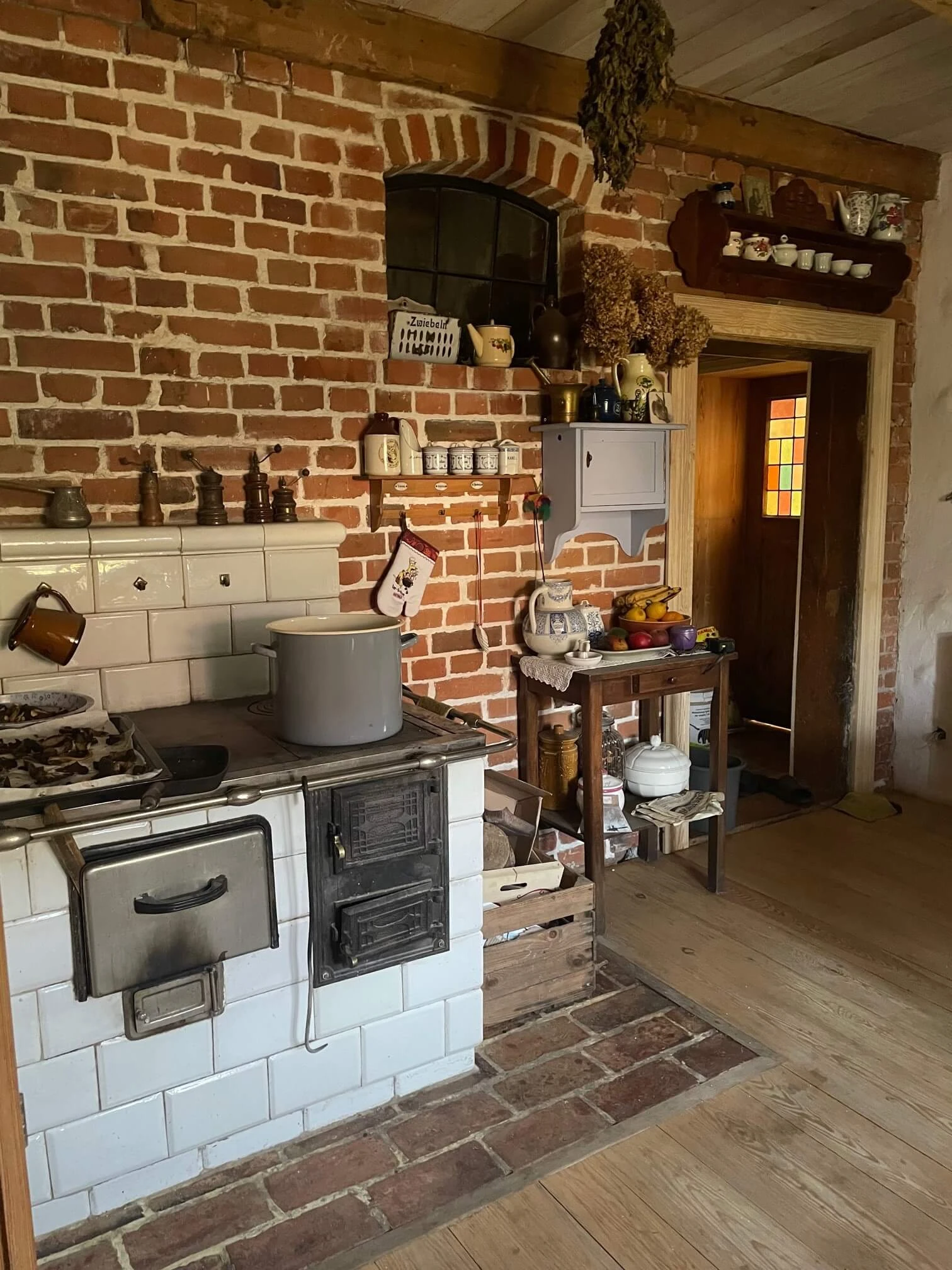 dom-pod-krolikiem-13