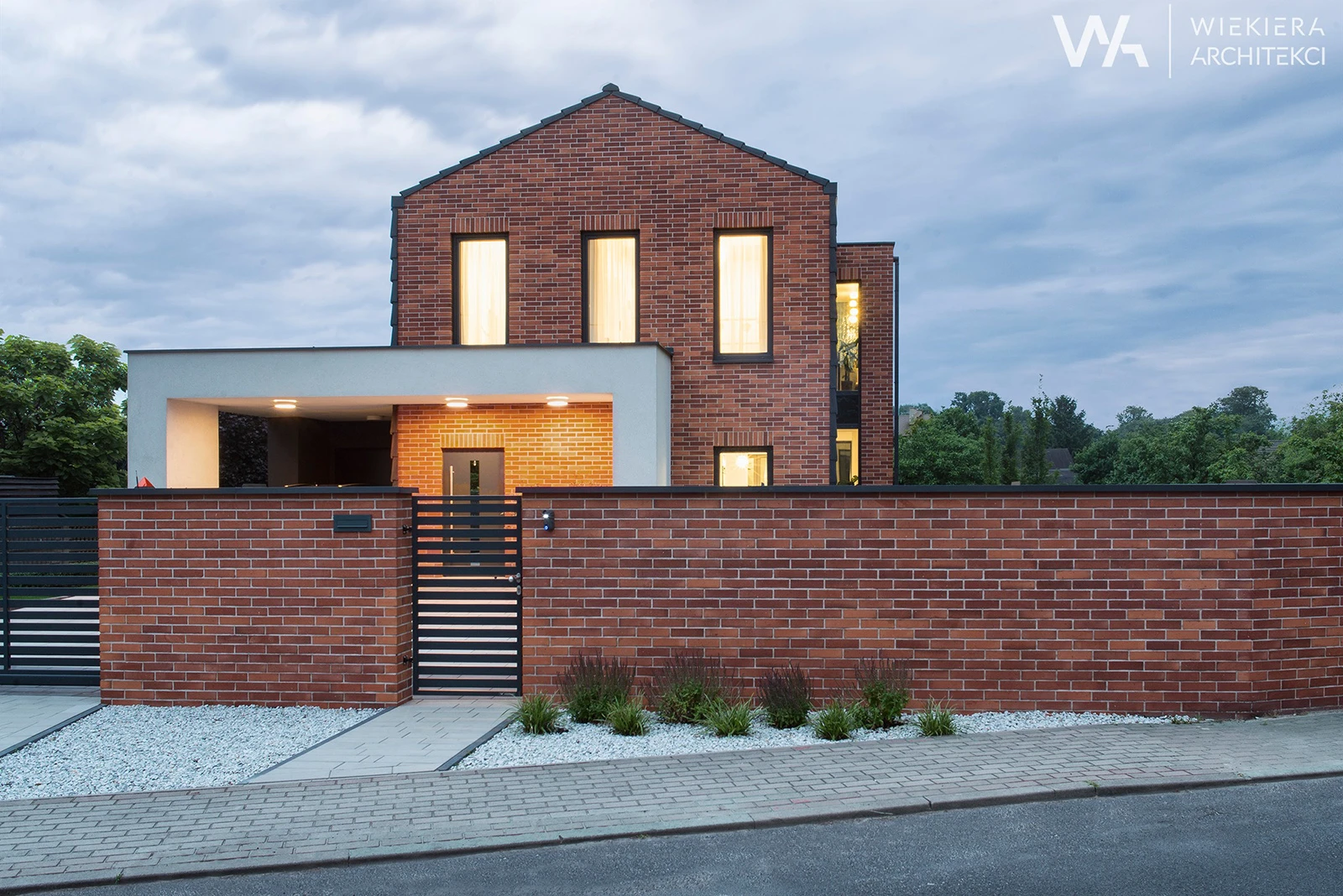 dzc-0804-dom-w-kozminku-12