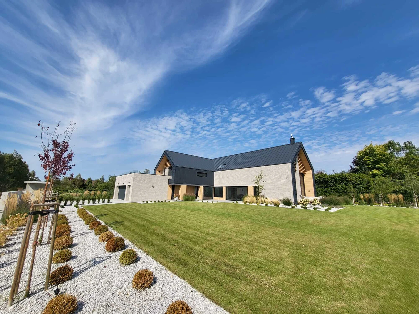 dzc-0604-budynek-mieszkalny-jednorodzinny-k-poznania-02