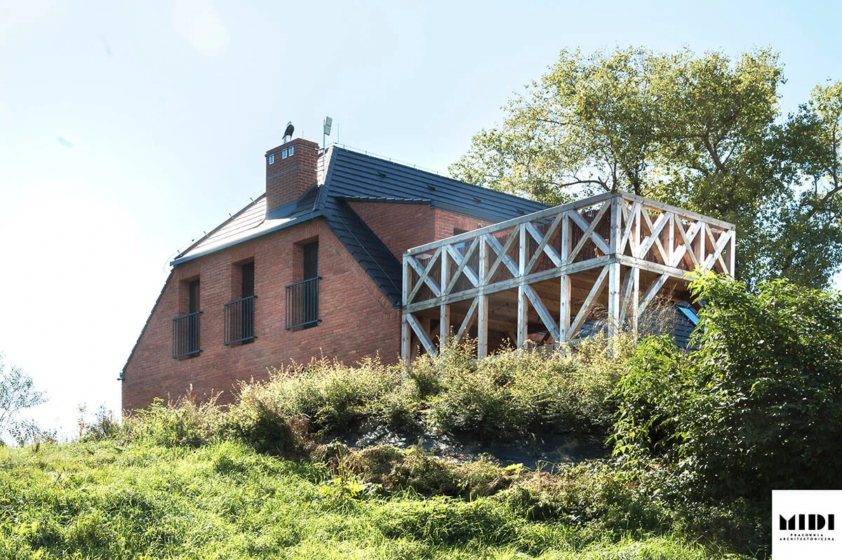 dzc-0177-ceglany-dom-21