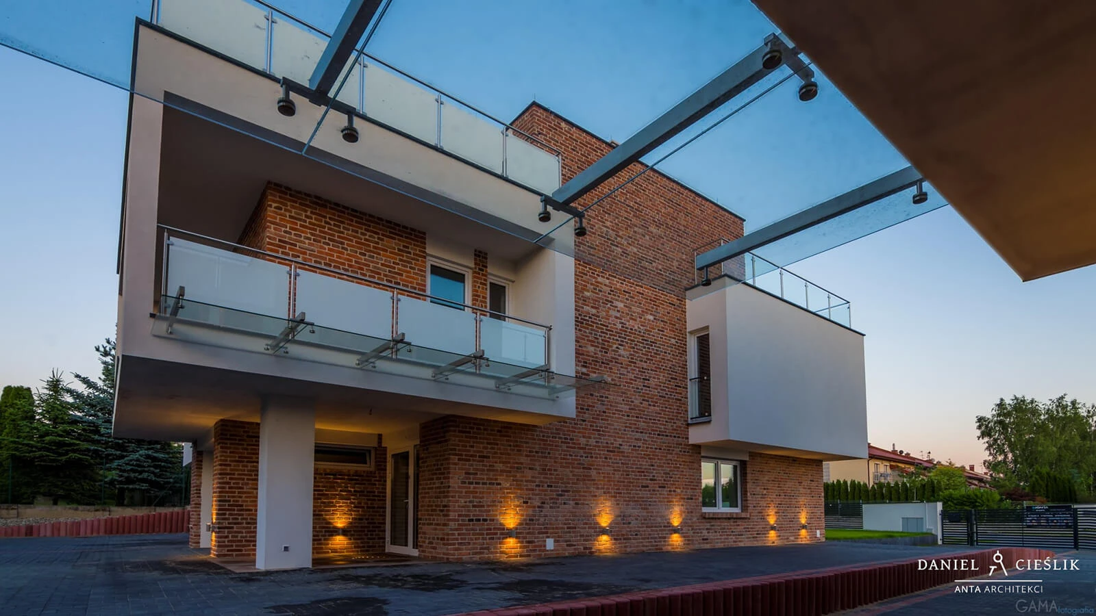 dzc-0248-cztery-domy-jednorodzinne-w-zabudowie-bliźniaczej-01