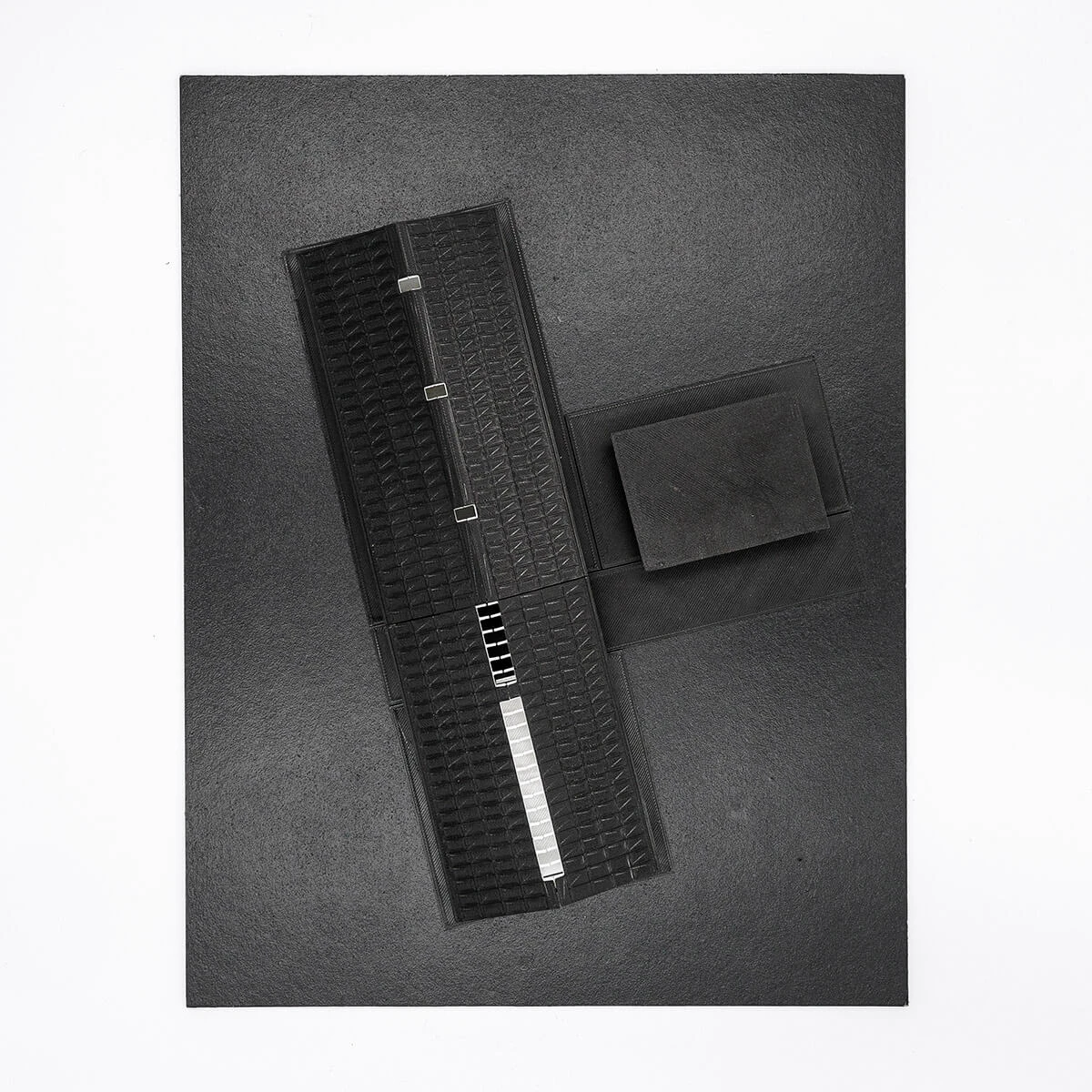 dzc-0317-dom-w-lesie-03