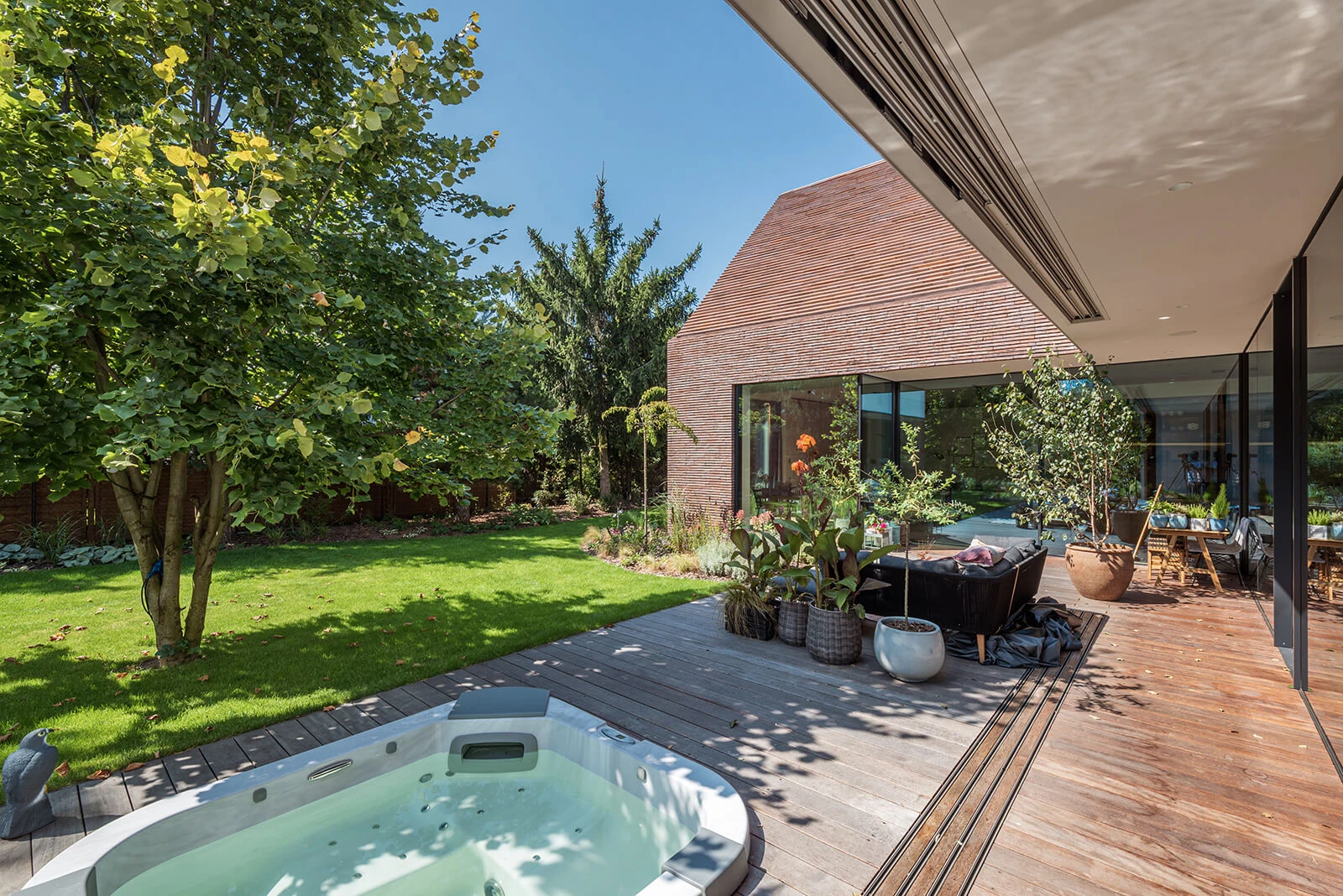 dzc-0359-dom-przelamany-6