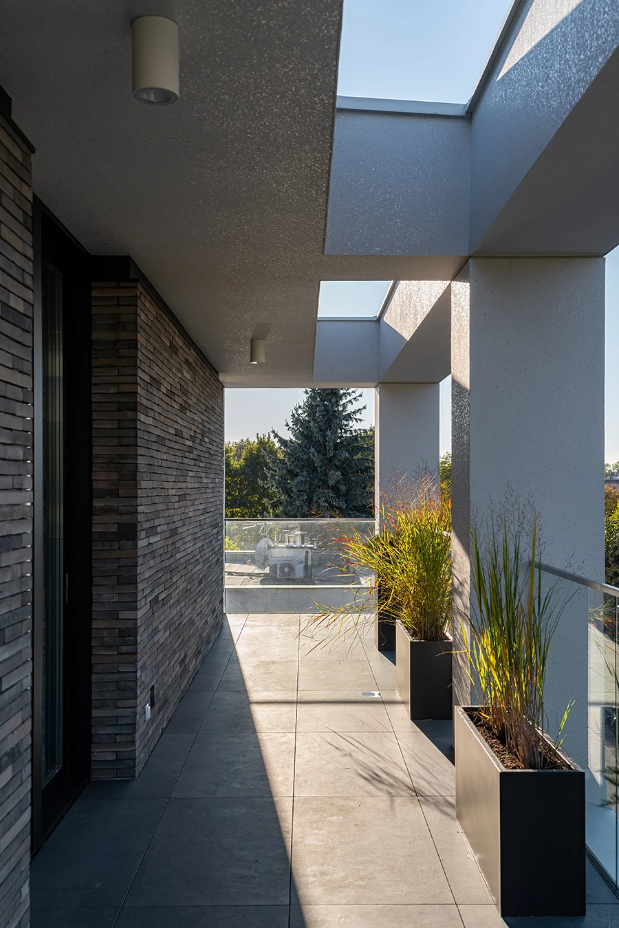 dzc-0892-dom-obramowany-21