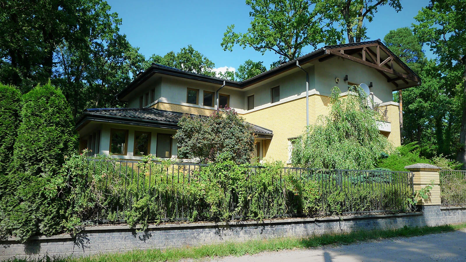 dzc-0292-willa-pod-warszawa-04