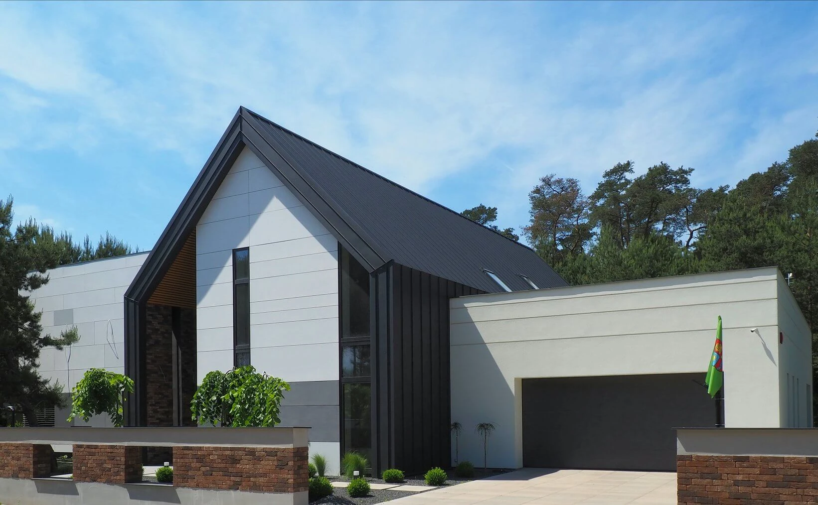 dzc-0384-dom-na-skraju-puszczy-1