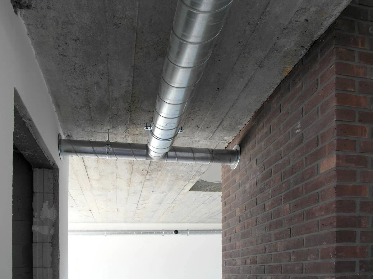 dzc-0082-dom-z-cegly-04