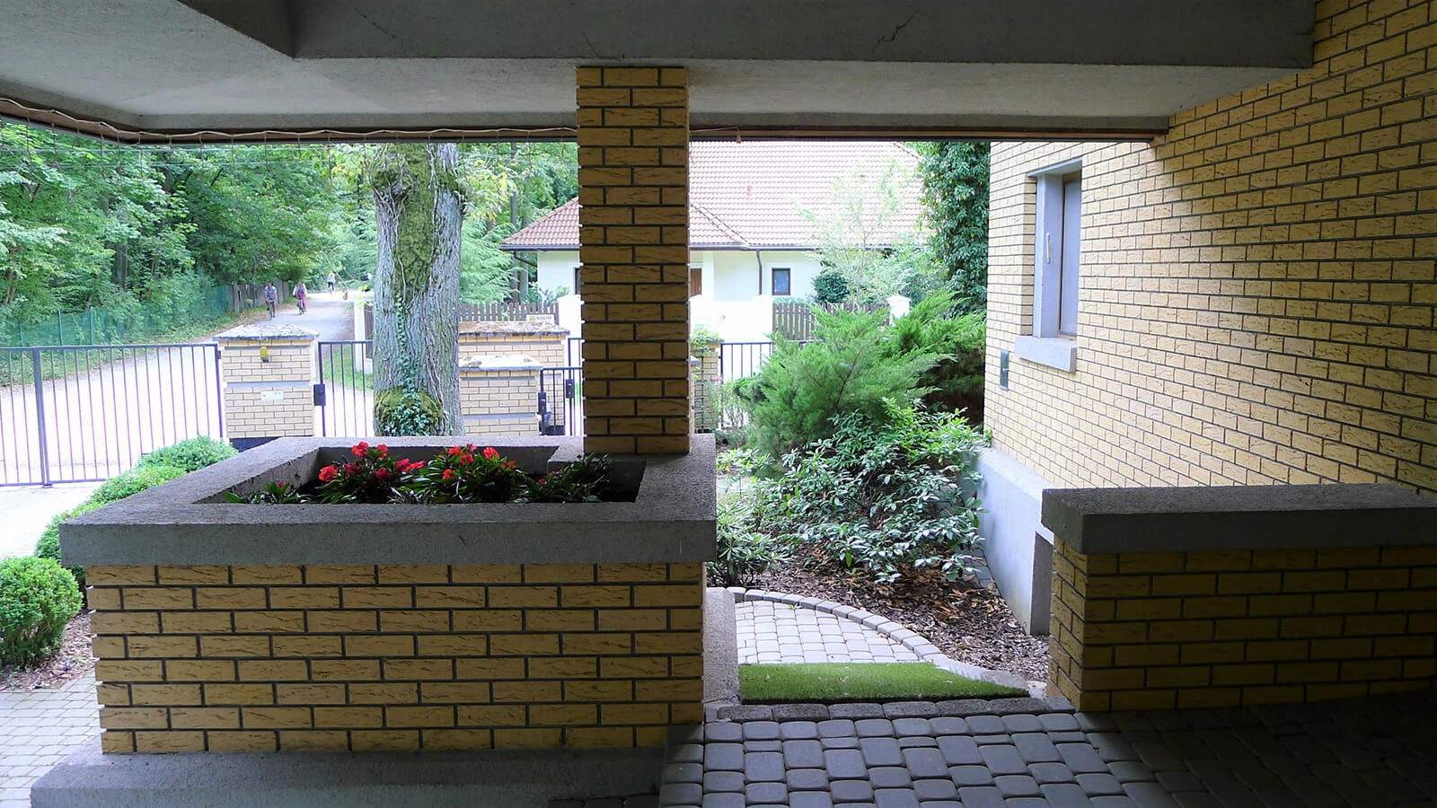 dzc-0292-willa-pod-warszawa-02