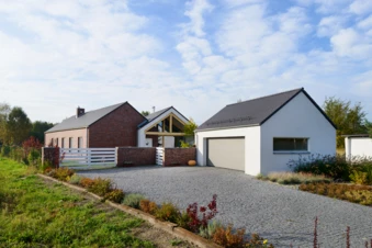 dzc-0006-domek-otwarty-na-las-08