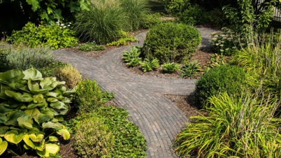 bruk-brukowi-nierowny-czyli-bruk-betonowy-kontra-ceramiczny-bruk-klinkierowy