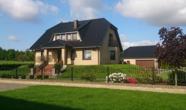 dzc-0005-dom-klasyka-01