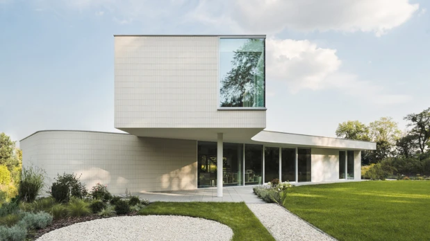 dzc-0802-swoosh-house